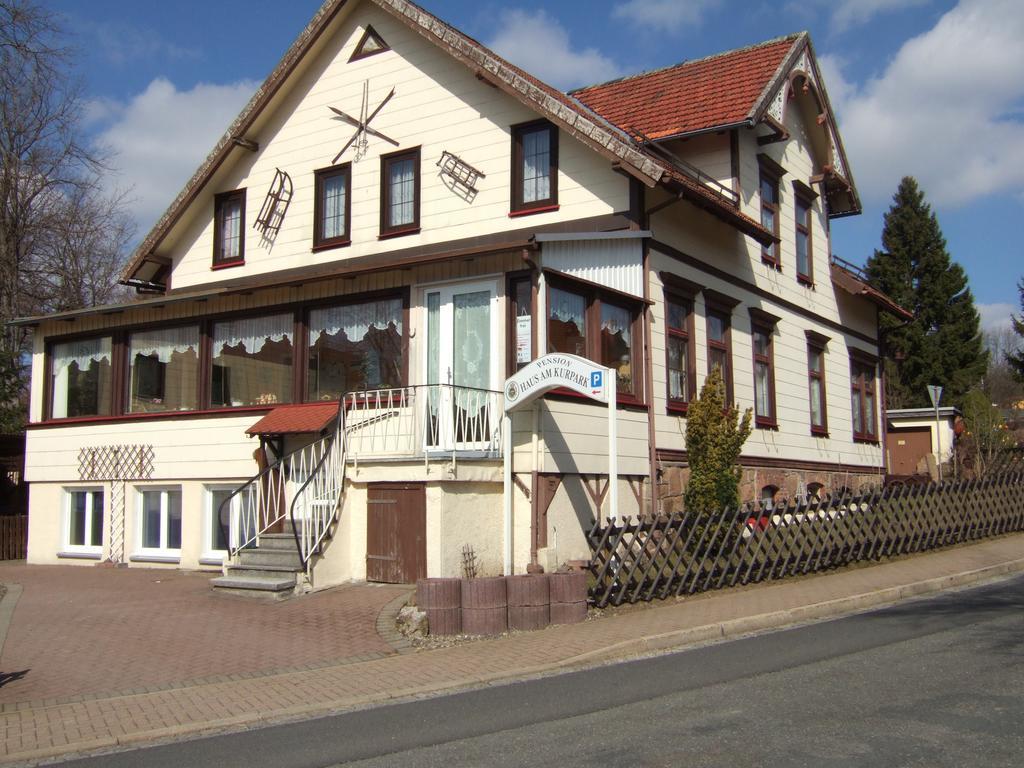 圣安德里斯伯格 Haus Am Kurpark酒店 外观 照片